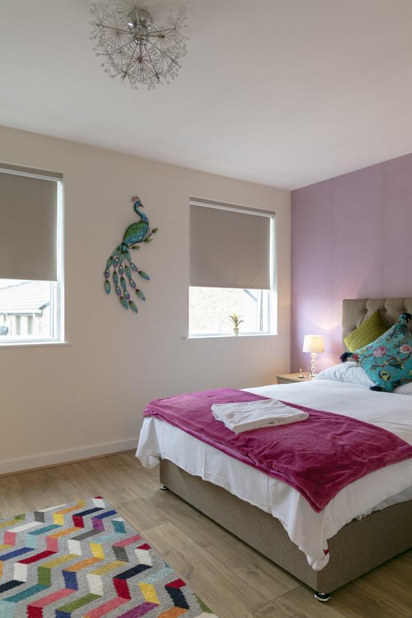 Modern & Exquisite Trumpington Townhouse With Parking & 5 Mins To Papworth Hospital เคมบริดจ์ ภายนอก รูปภาพ